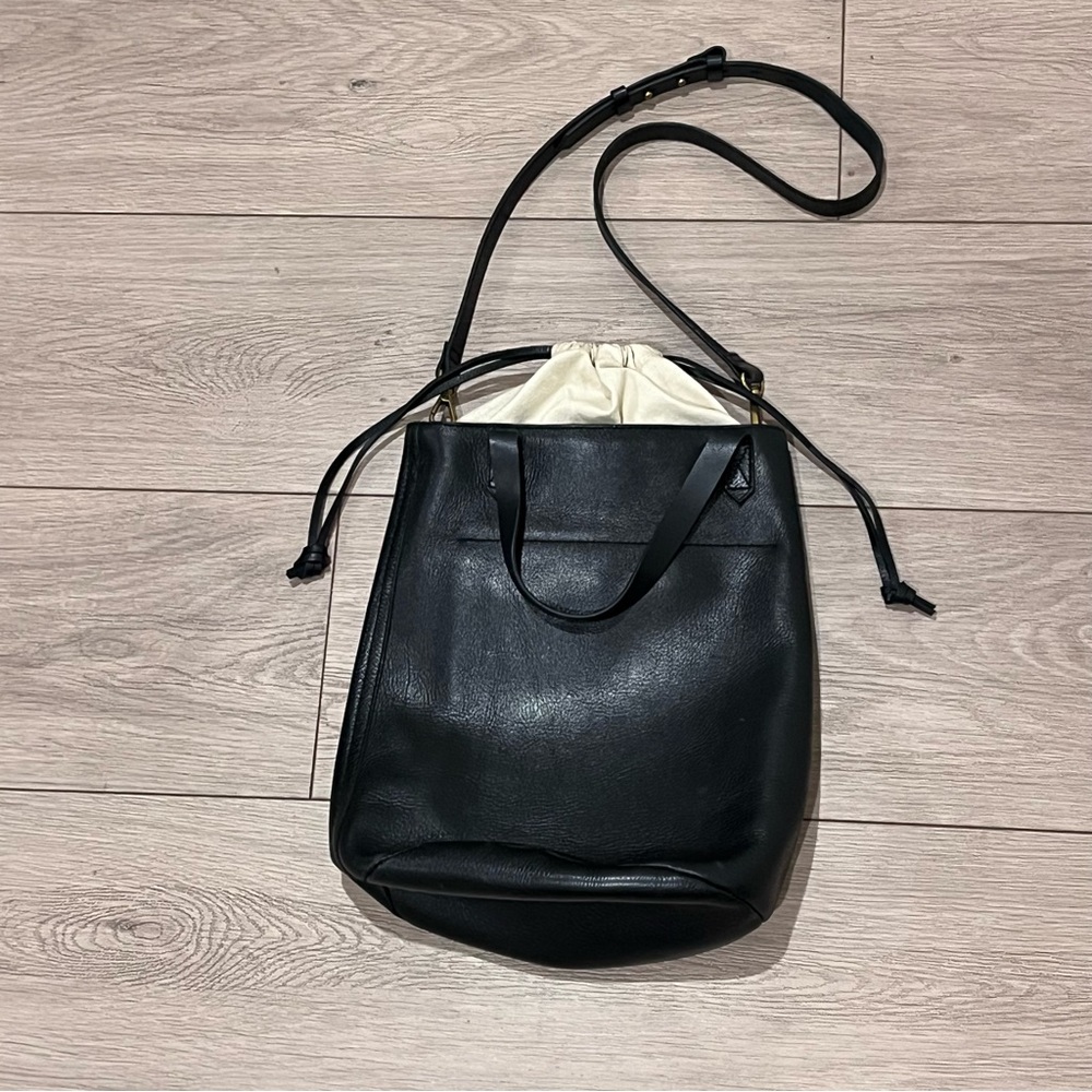 Madewell Genuine Leather Black Bucket Style Crossbody Tote